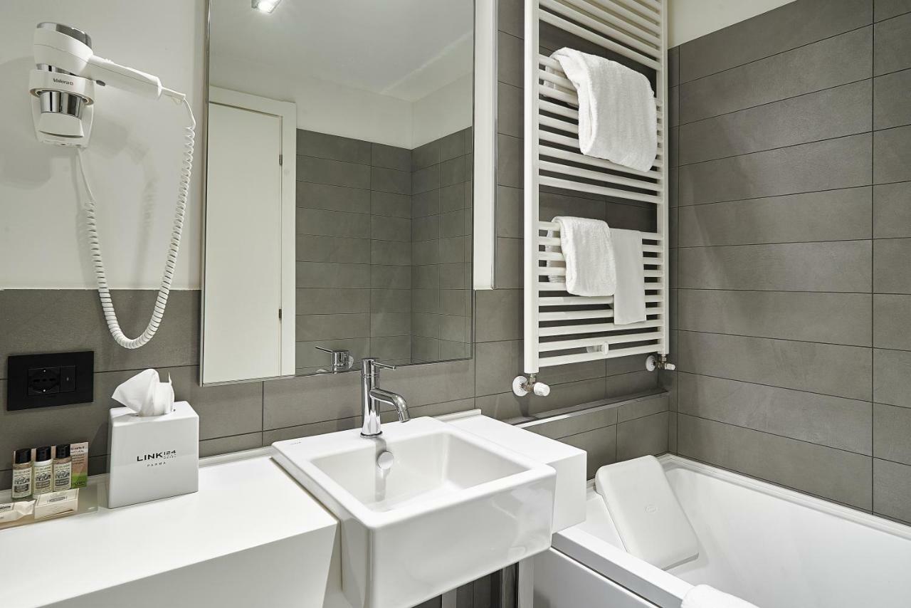 Link124 Hotel 파르마 외부 사진